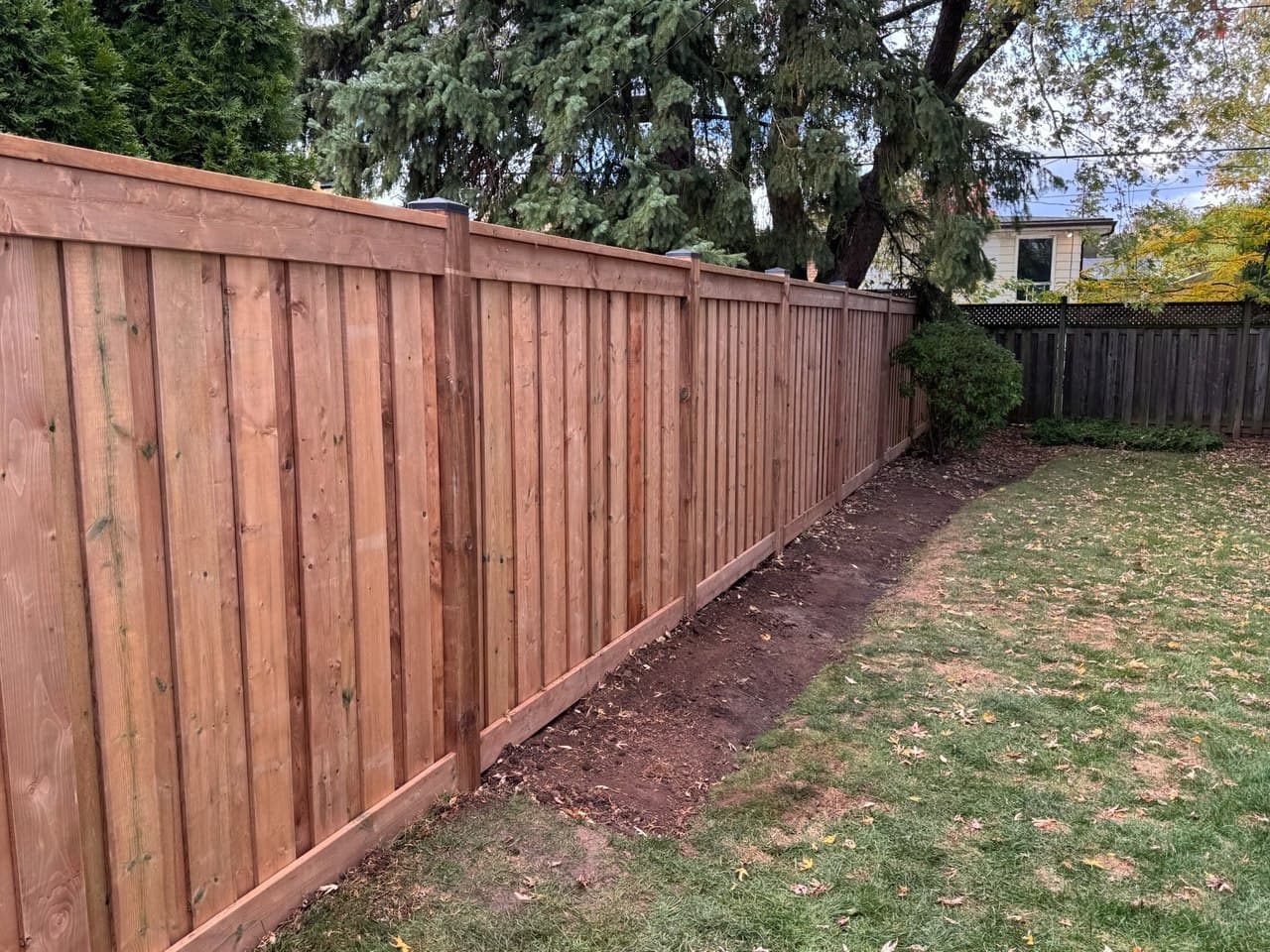 Fence Installation in Oakville & Burlington by Oakville Fence Repair